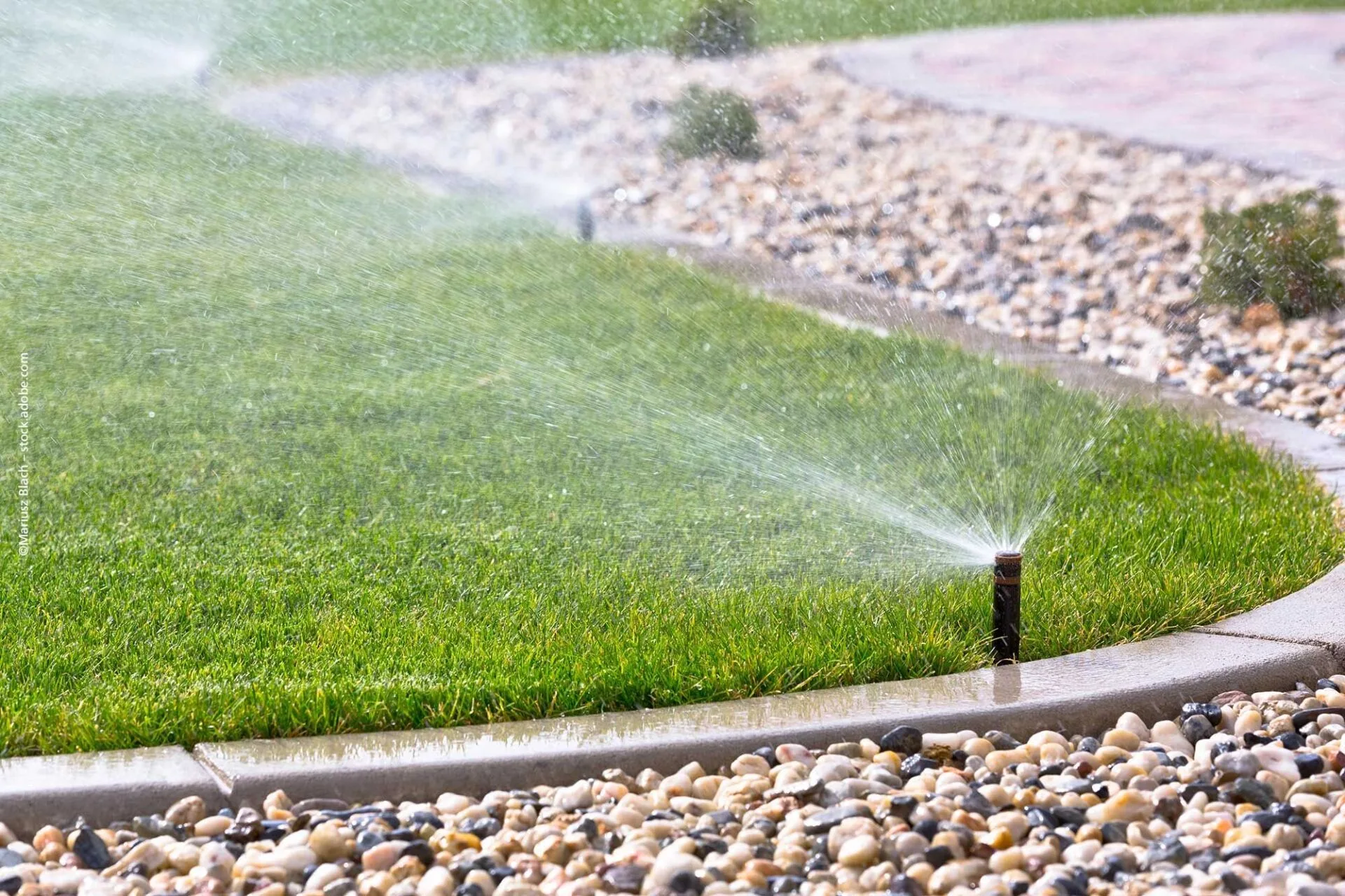 Automatische Gartenberegnung mit Toro Systemtechnik